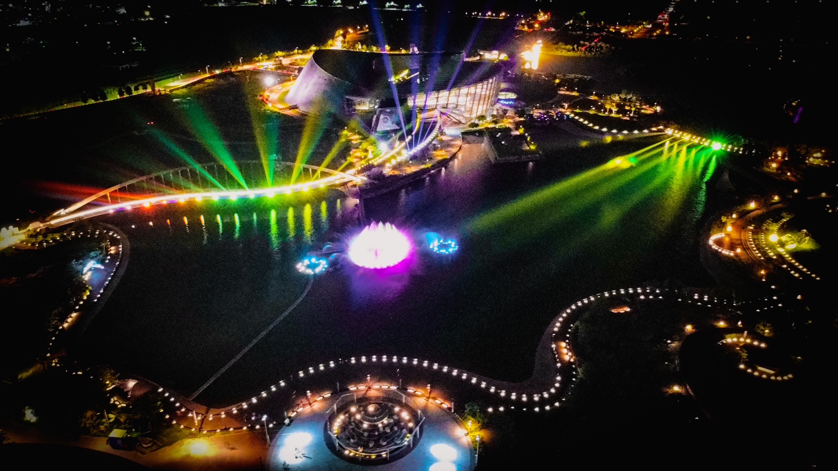 故宮南院2023湖光水色藝術展演夏日水舞  配樂邀請亞洲配樂大師何國杰親自操刀