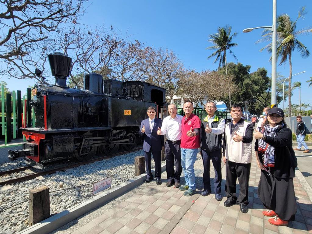 台糖意象廊道植樹節揭牌 538機車頭現身生產路觀光新亮點 台糖意象廊道植樹節揭牌 538機車頭現身生產路觀光新亮點