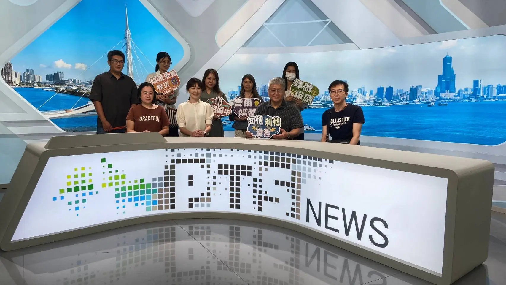 高市圖城市書展攜手公視台語台 首度打造青少年主播體驗營