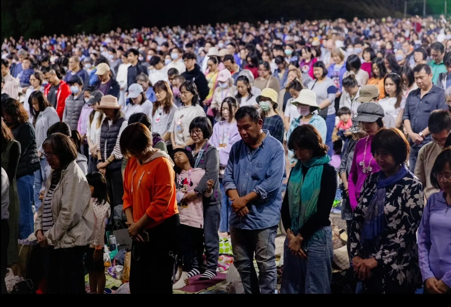228草地音樂會燃燒熱血 五千觀眾點亮心中之光