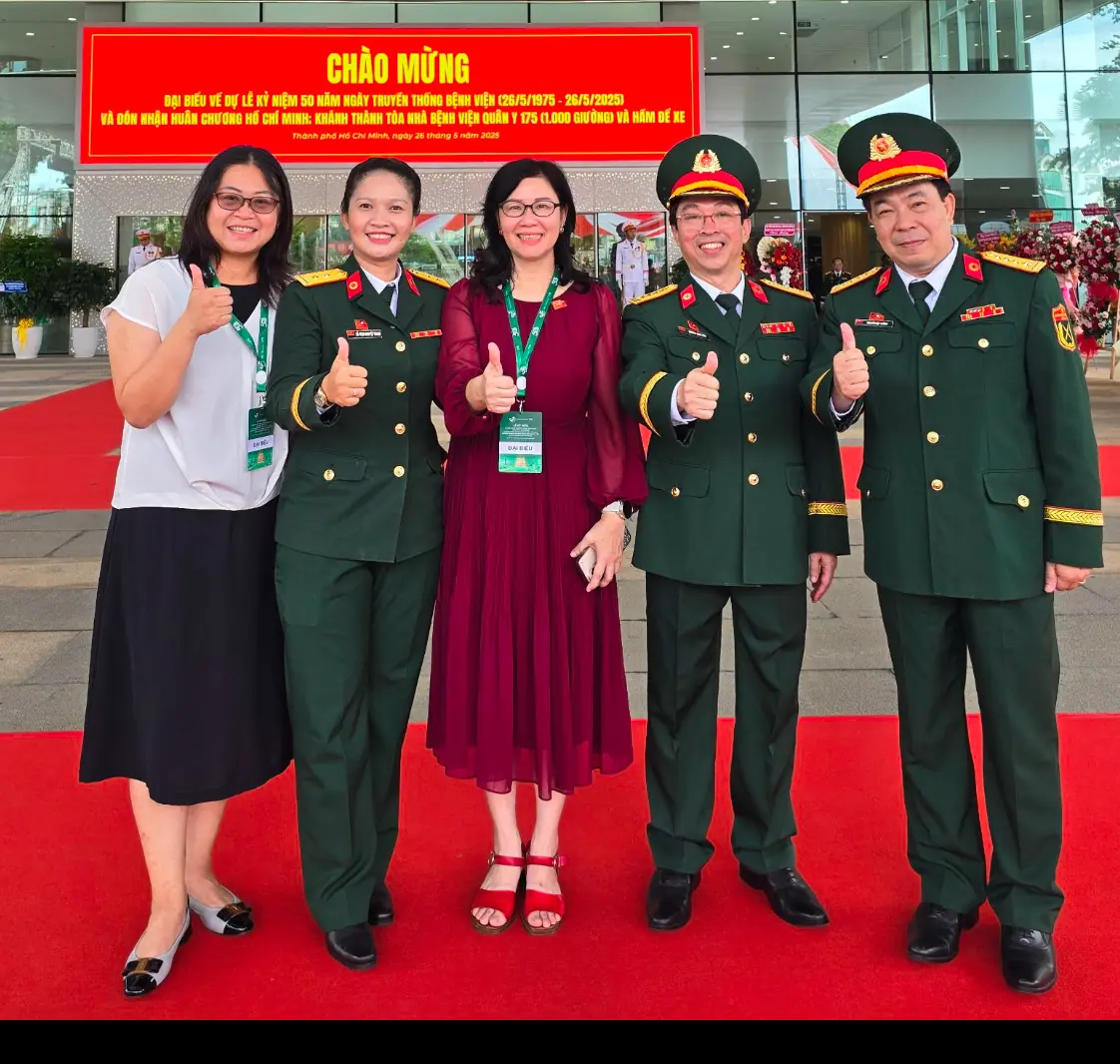 小港醫院獲越南175軍醫院50年來首度跨海邀請 全台唯一代表出席院慶盛典 高醫體系展現台灣醫療外交力 小港醫院獲越南175軍醫院50年來首度跨海邀請 全台唯一代表出席院慶盛典 高醫體系展現台灣醫療外交力