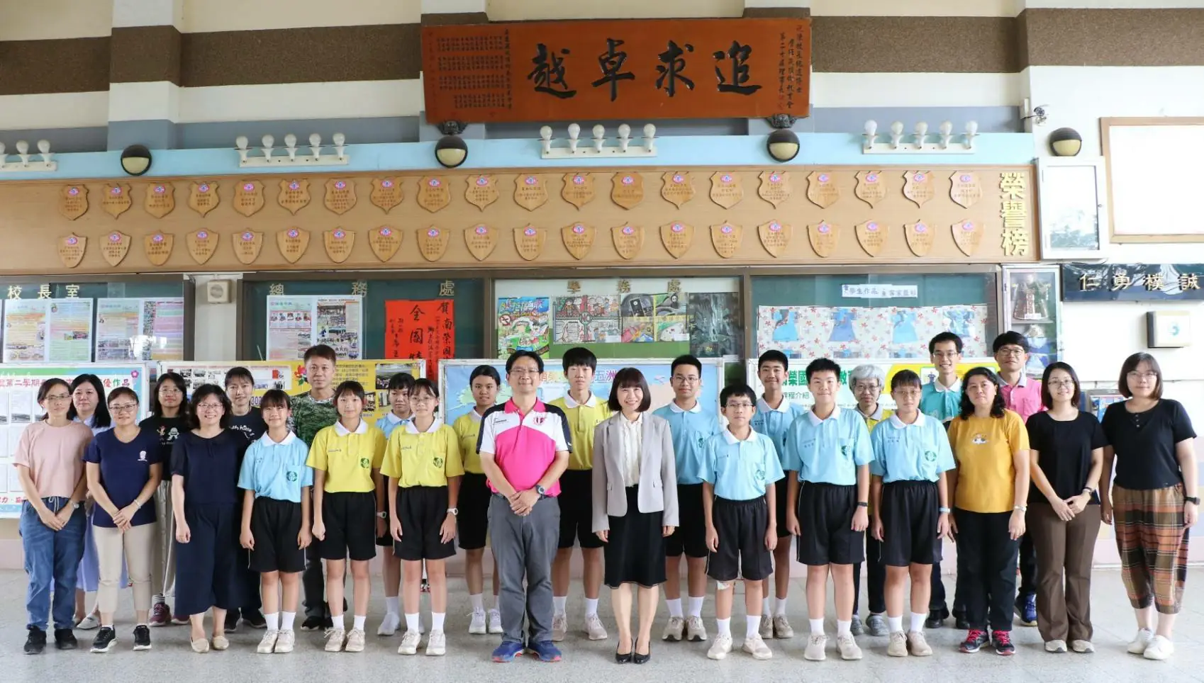 114年潮州區語文競賽 南榮國中囊括9面獎牌 國中組金牌數最多，戰績輝煌！