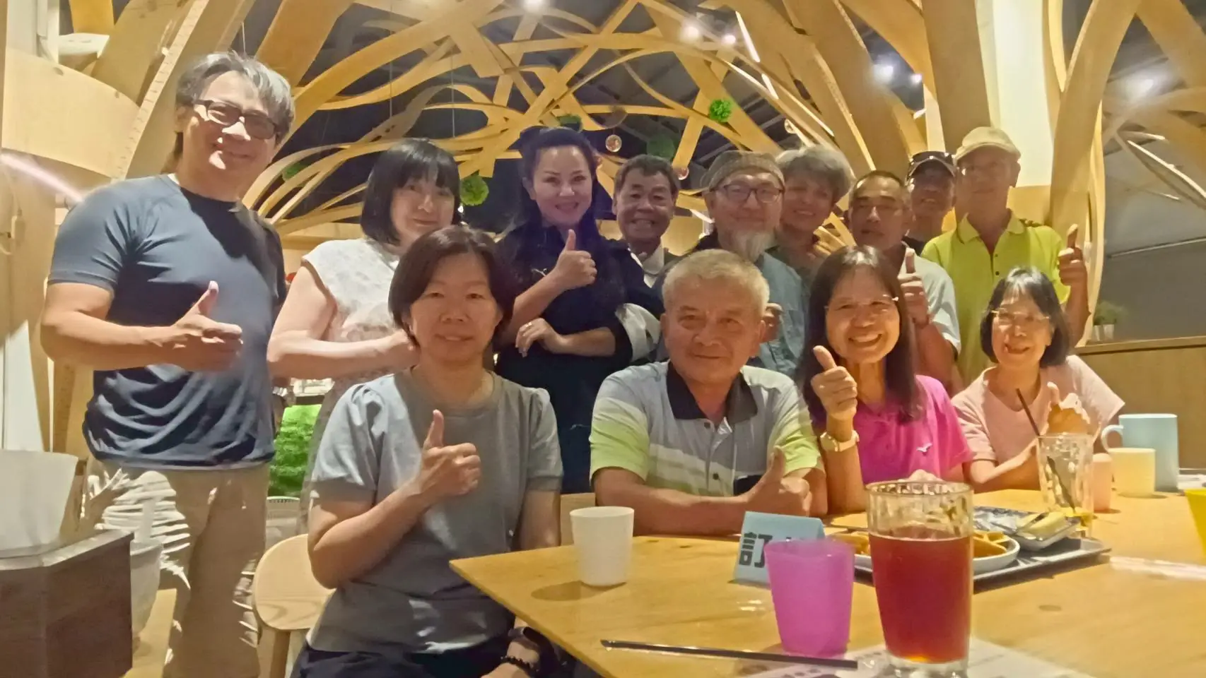 屏東縣美術協會舉辦D組會員聯誼書法活動