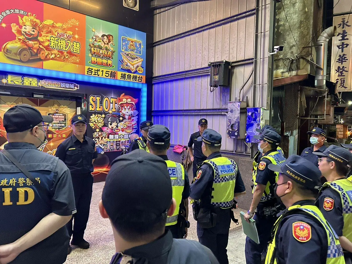 潮警青春專案首日執行臨檢守護青少年健康fun暑假