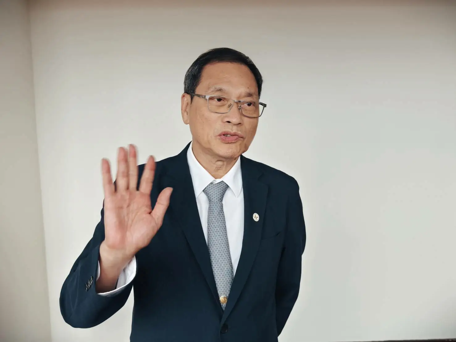 反黑箱服貿的民進黨，執政後各種大搞黑箱，蘇清泉有話說