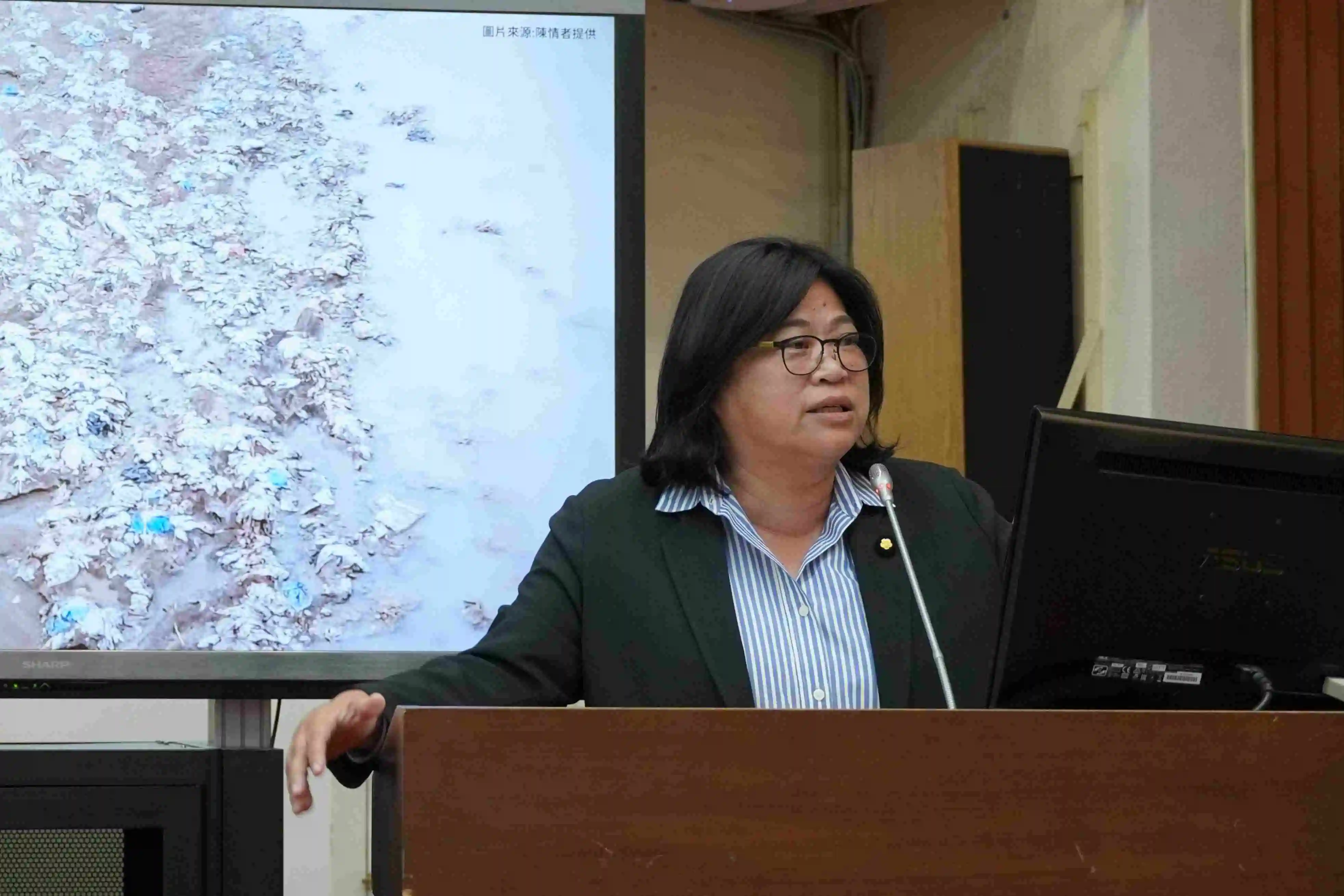 半世紀垃圾留八掌溪畔 　728豪雨沖刷再度外露  環境部及經濟部允諾立委王美惠負起清理全責