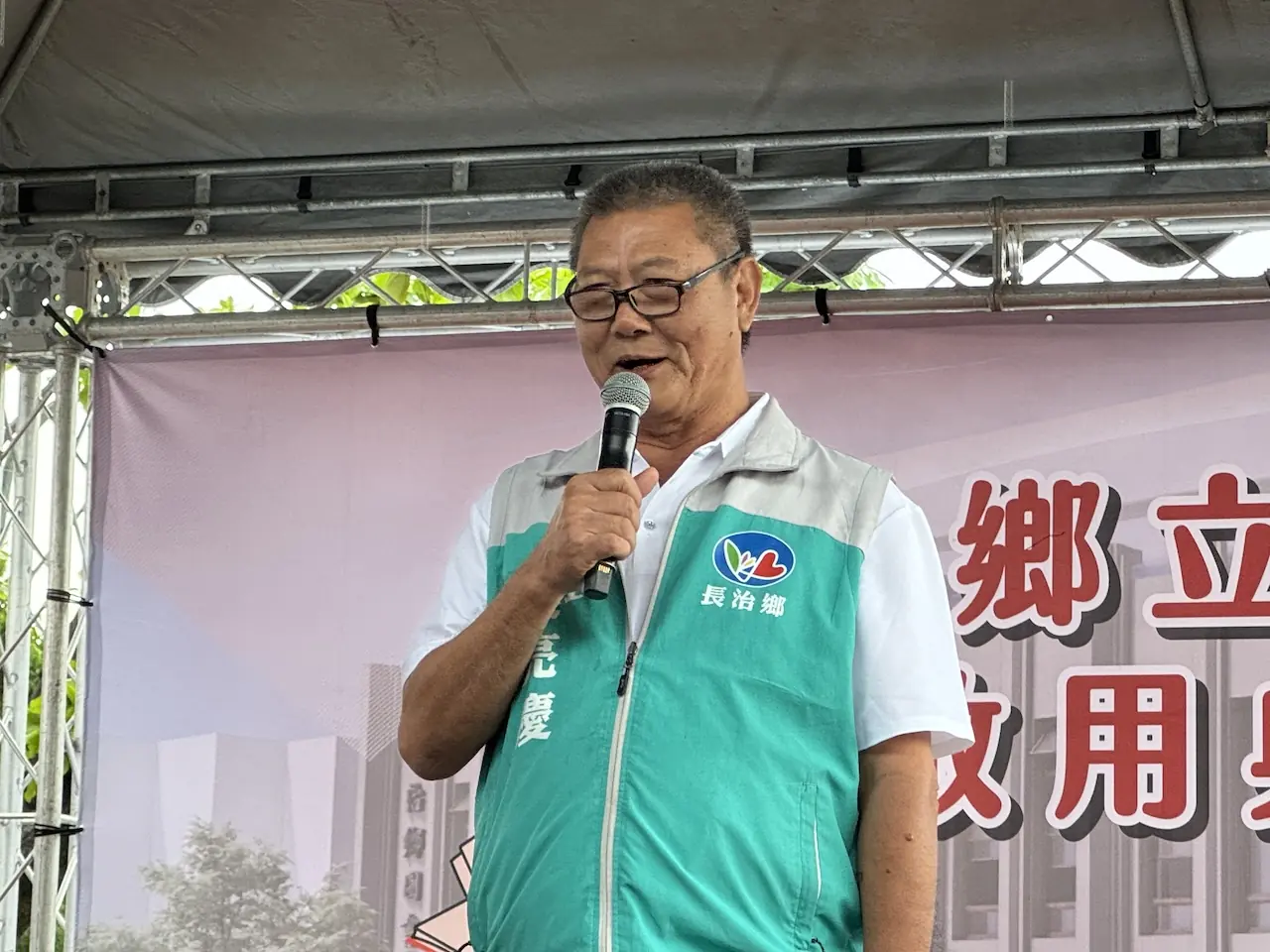 長治鄉長吳亮慶：一座圖書館能點亮一個鄉的未來
