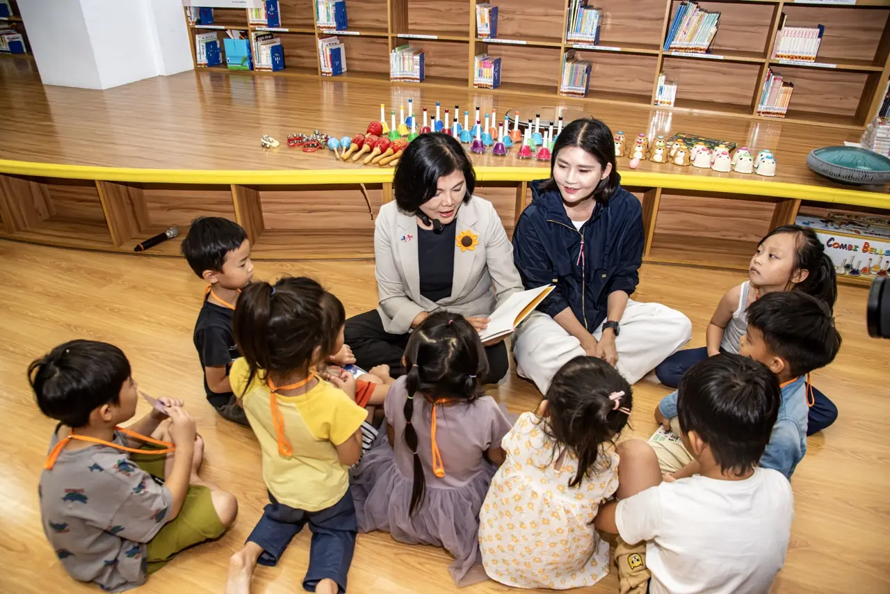 雲林縣文觀處圖書館創新推廣閱讀，勇奪美國「繆思創意獎」兩金兩銀獎座