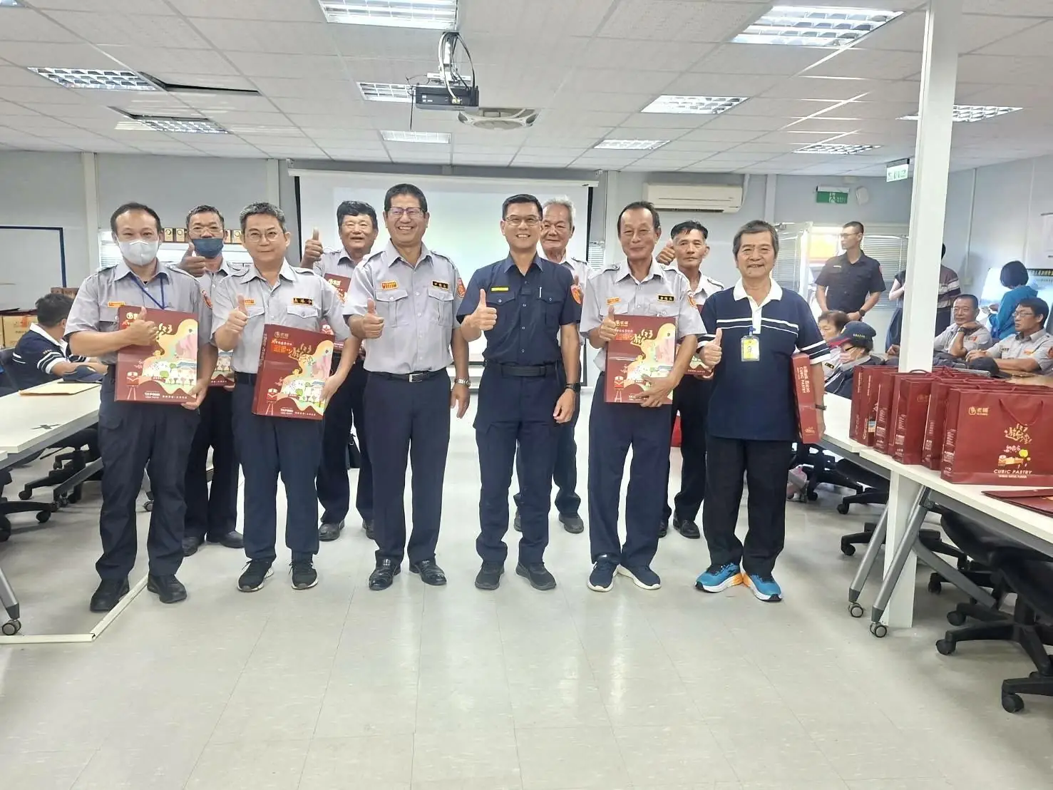 為強化義警協勤及凝聚團隊默契 枋警辦理114年度提升義警工作效能座談會聯誼活動