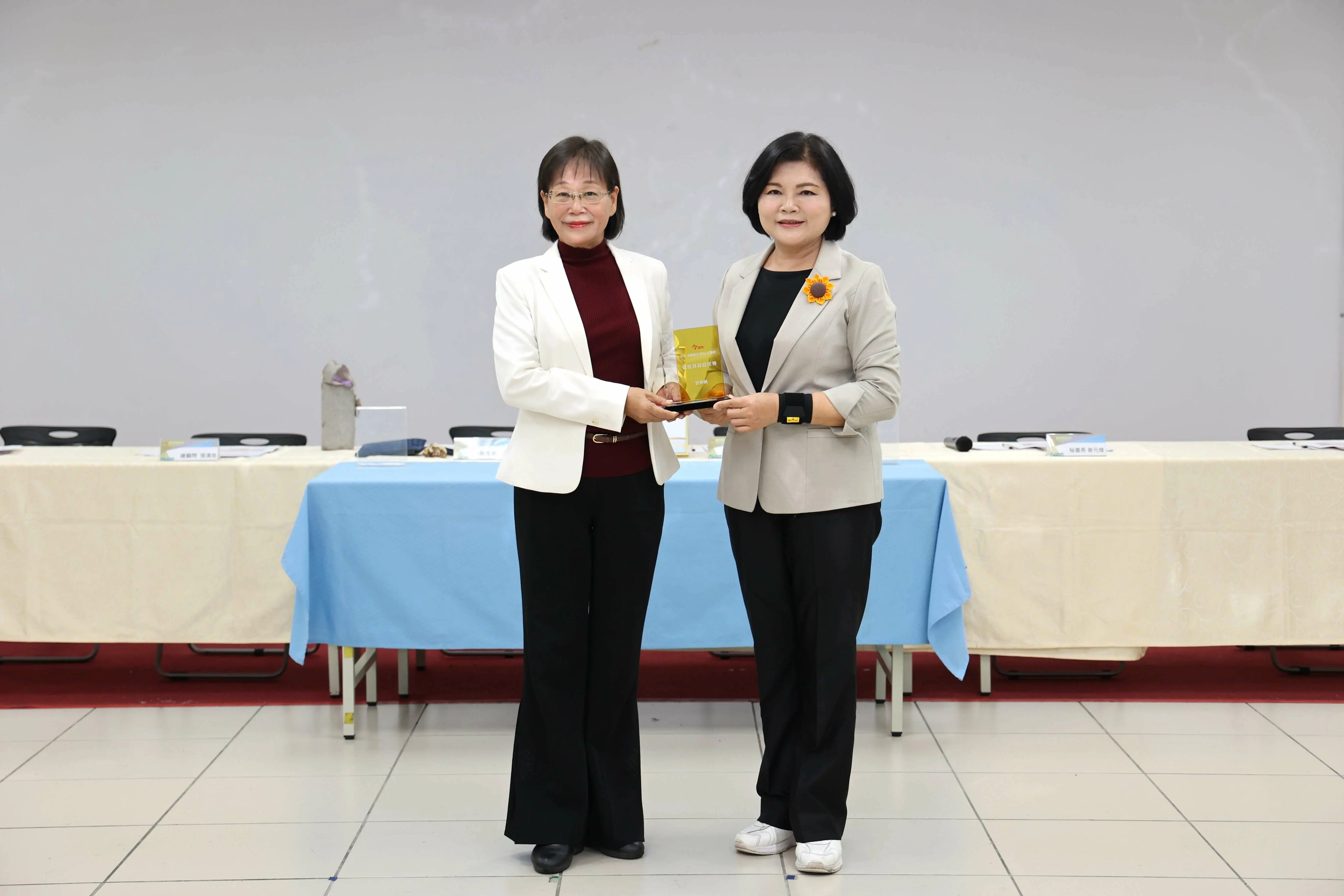 雲林縣政府2025年榮獲今周刊「最佳首長信任獎」與「永續創新獎—環境力特優」、第四屆亞太暨台灣永續行動獎及其他豐碩獎項，再度交出亮眼成績