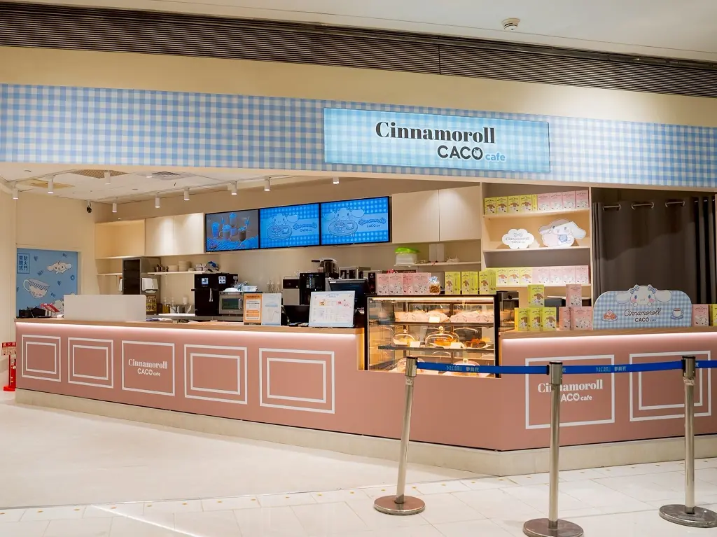 全新角色生活體驗!CACO Cafe x 大耳狗喜拿主題咖啡廳 夢時代門市全面改裝,打造沉浸式全新場域 全新角色生活體驗!CACO Cafe x 大耳狗喜拿主題咖啡廳 夢時代門市全面改裝,打造沉浸式全新場域