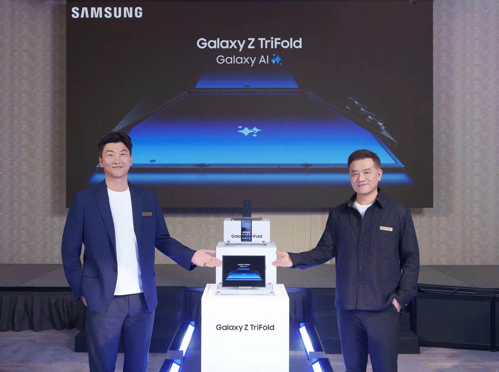 三摺疊大勢登台 三星Galaxy Z TriFold開賣首日熱銷完售 三摺疊大勢登台 三星Galaxy Z TriFold開賣首日熱銷完售