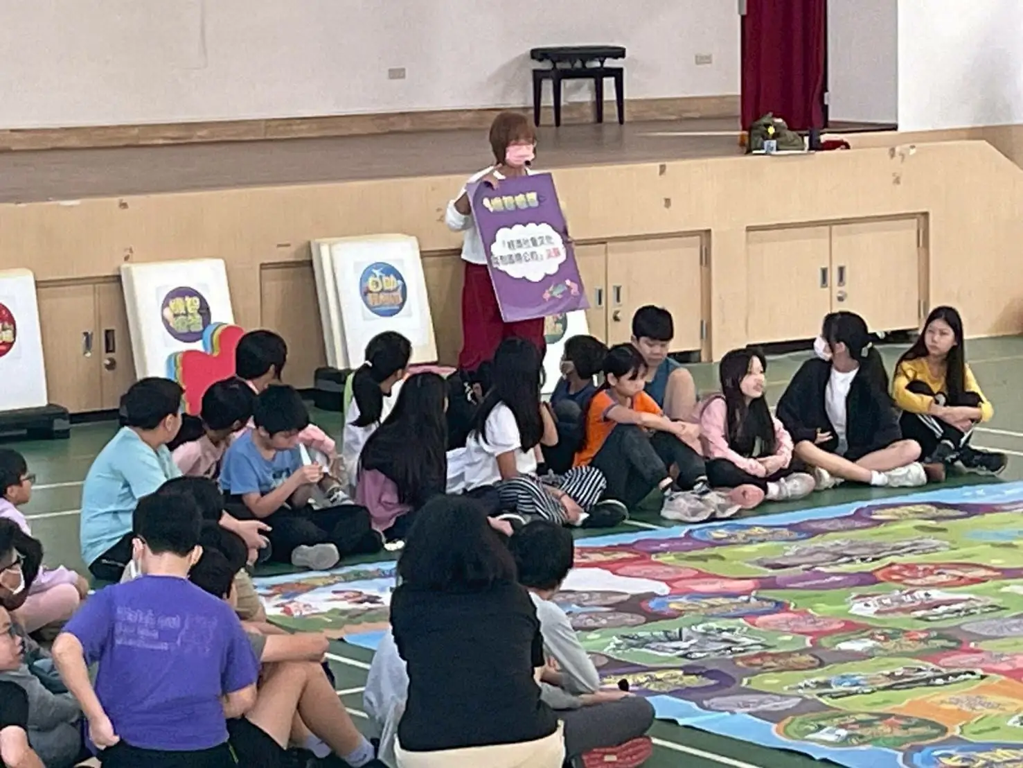 河堤國小首辦人權教育週 四大主題帶動學生從生活理解人權 河堤國小首辦人權教育週 四大主題帶動學生從生活理解人權