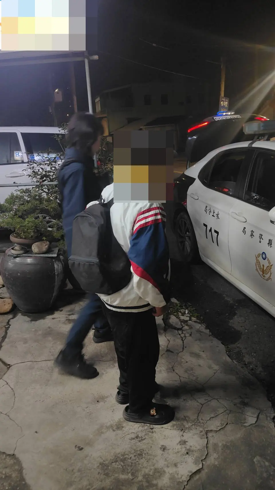 新港鄉八十歲老翁  冬夜衣物單薄迷途太保市  太保警熱心助返家