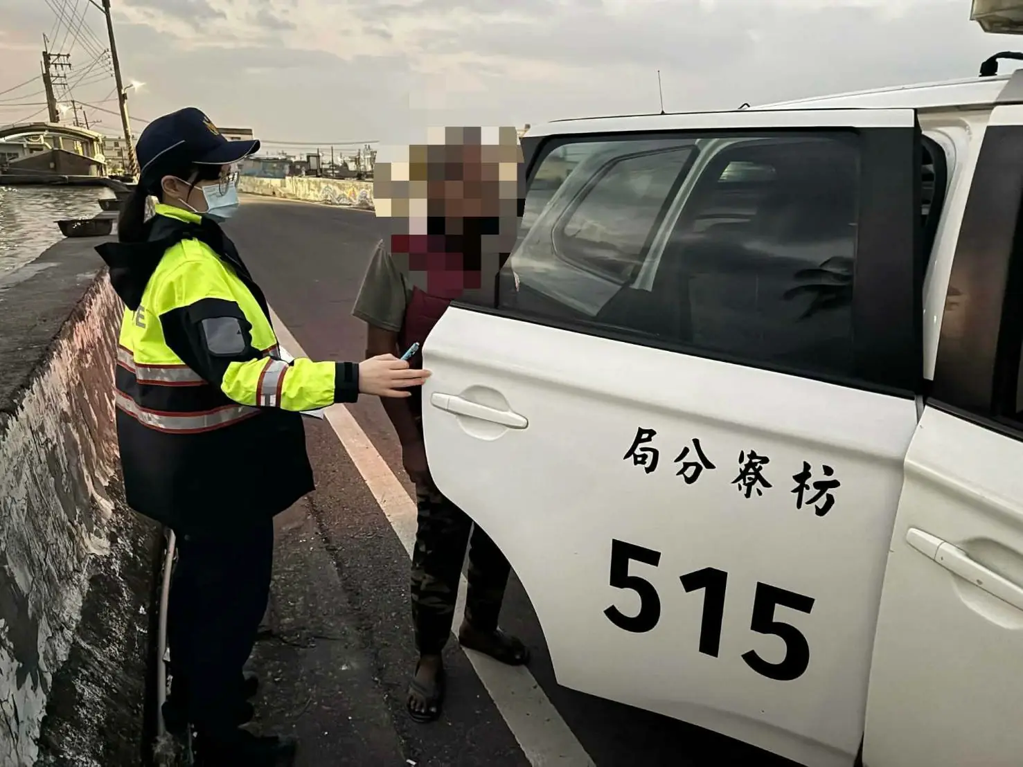 獨居失智翁迷途街頭　枋警主動關懷尋獲助返家