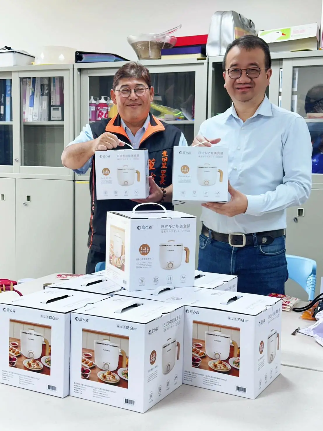 寒冬送暖一鍋在手，溫暖到心