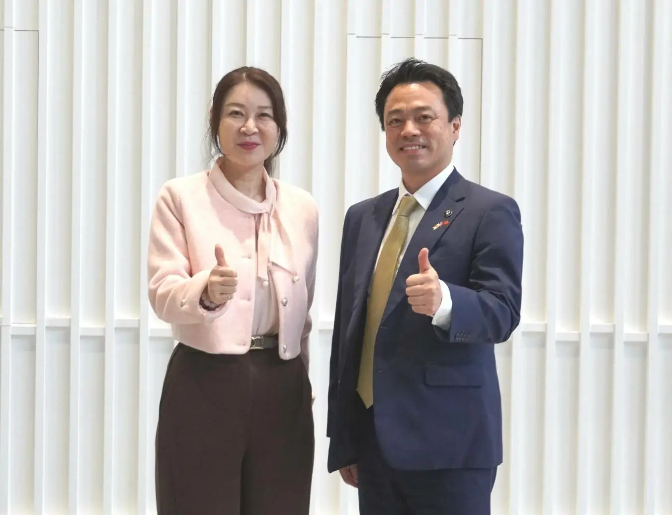 日苫小牧市長訪金屬中心深化合作