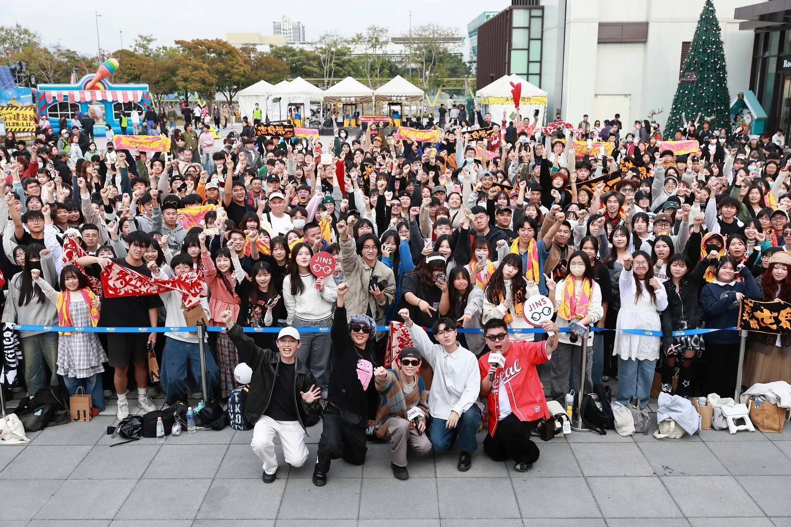 JINS GO 來了! 110-111攜手芒果醬、旺福 熱血嗨翻南台灣 破萬人響應 送千支墨鏡還不夠 今年寵粉繼續送!