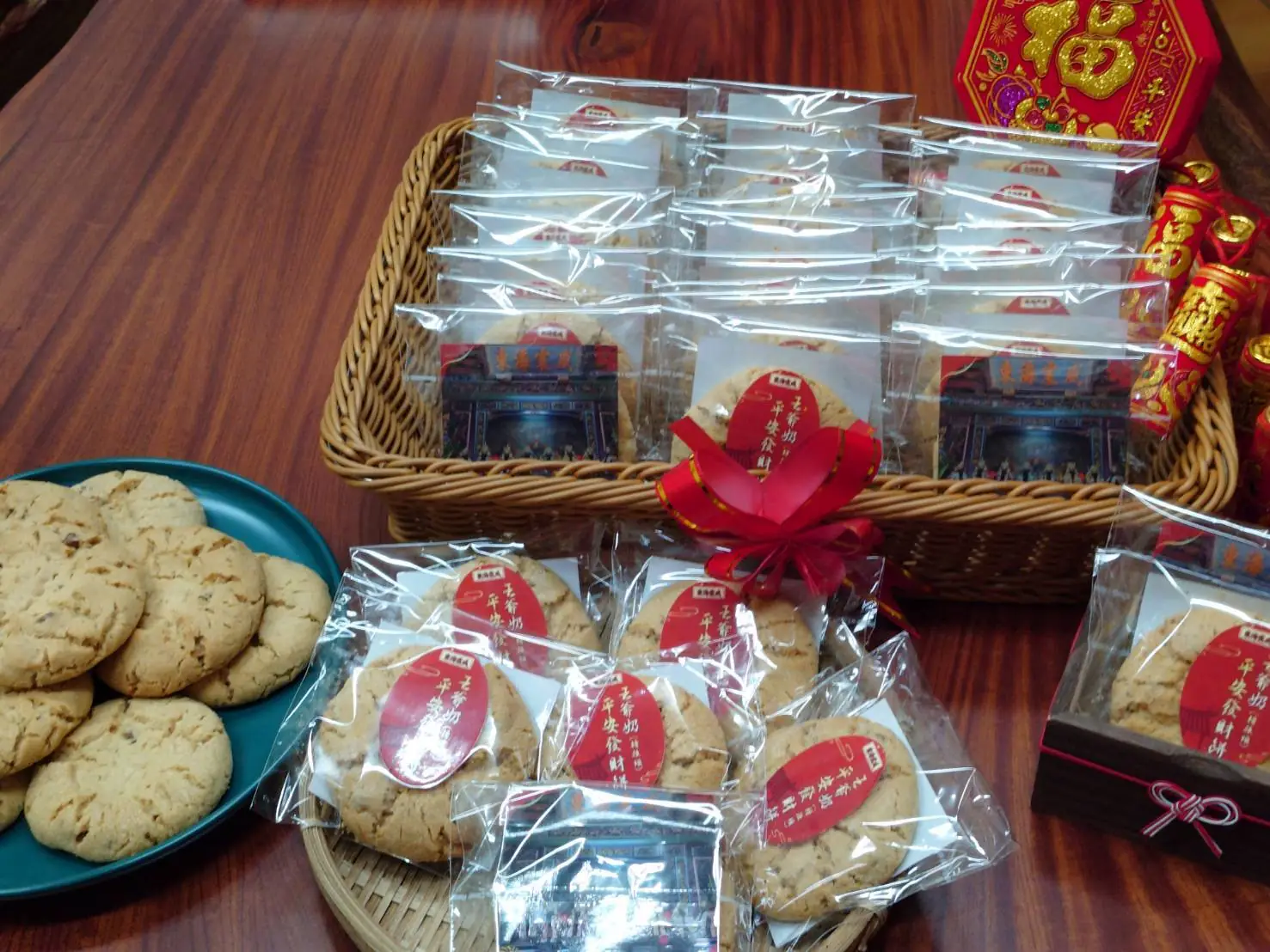 九如鄉農會總幹事研發王爺奶轉後頭平安發財餅-三山國王廟方主委大量訂購王爺奶轉後頭平安發財餅